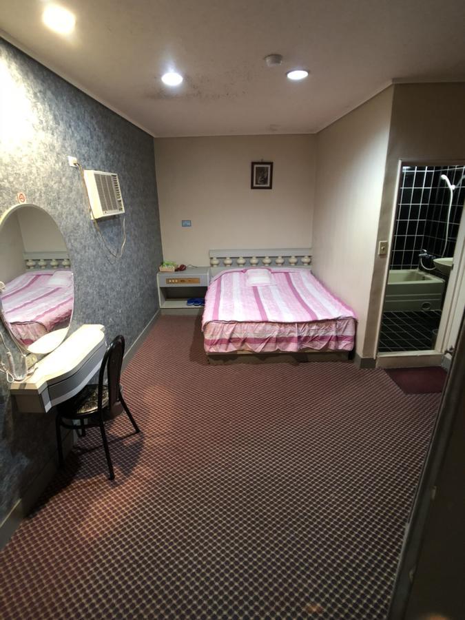 Ya Shi Deng Hotel Jiaoxi Bagian luar foto