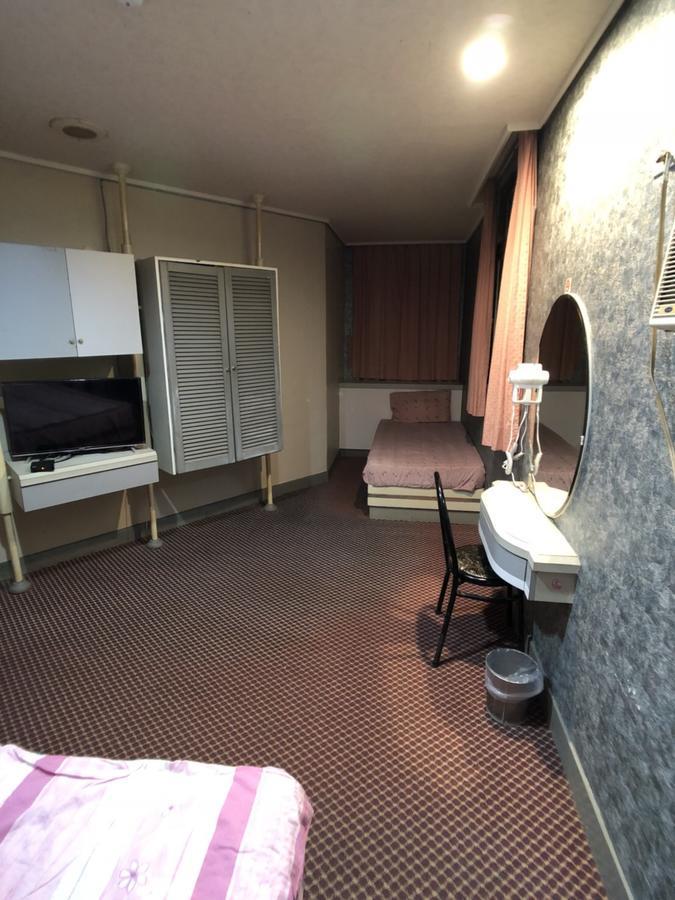 Ya Shi Deng Hotel Jiaoxi Bagian luar foto